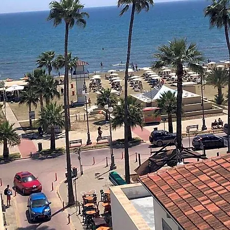 Nautilus Tourist Aparthotel 4*