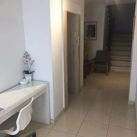 Nautilus Tourist Aparthotel 4*
