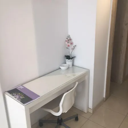 Nautilus Tourist Aparthotel 4*
