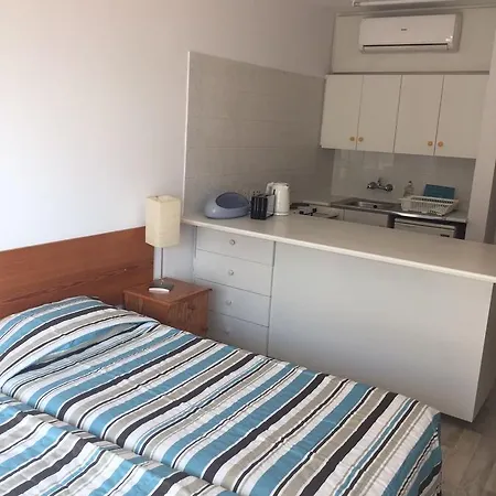 Nautilus Tourist 4* Larnaka