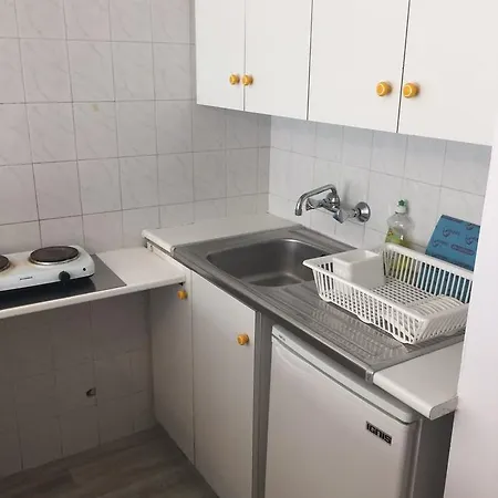 Nautilus Tourist 3* Lárnaka